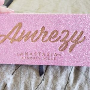 Amrezy Anastasia Beverly Hills  palette